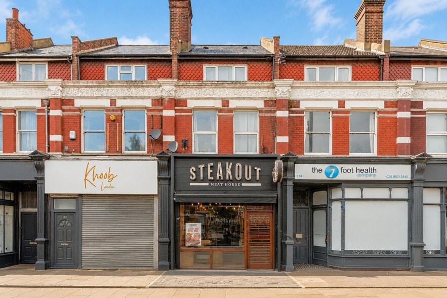 116 Upper Tooting Rd, London to rent - Building Photo - Image 1 of 15