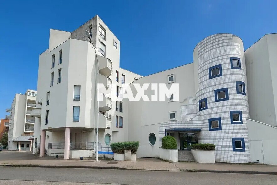 36 Rue Ledru Rollin, Dijon for sale - Primary Photo - Image 1 of 8