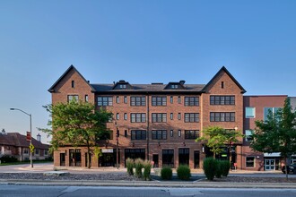 2408 Lincoln Way, Ames, IA for rent Building Photo- Image 1 of 8