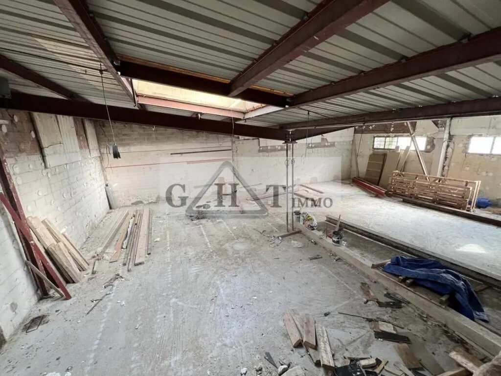 Vente Bureaux 701 m² - Photo 1