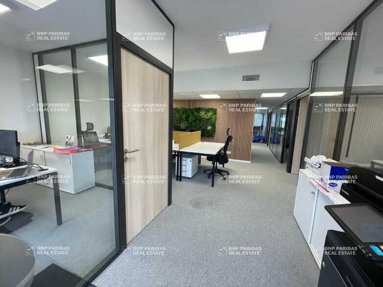Office in Montpellier to rent - Interior Photo - Image 3 of 10