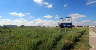 More details for 70 Superior Blvd, Mississauga, ON - Land for Sale