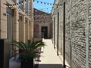 550 High St, Palo Alto, CA to rent Building Photo- Image 2 of 7