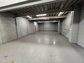 Camwal Rd, Harrogate to rent Interior Photo- Image 2 of 10