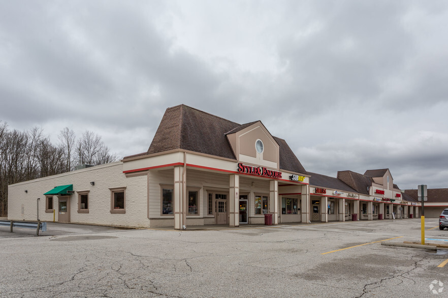 470-550 W Aurora Rd, Sagamore Hills, OH for sale - Primary Photo - Image 1 of 1