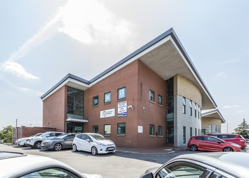 Alphagate Dr, Manchester for sale - Primary Photo - Image 1 of 1