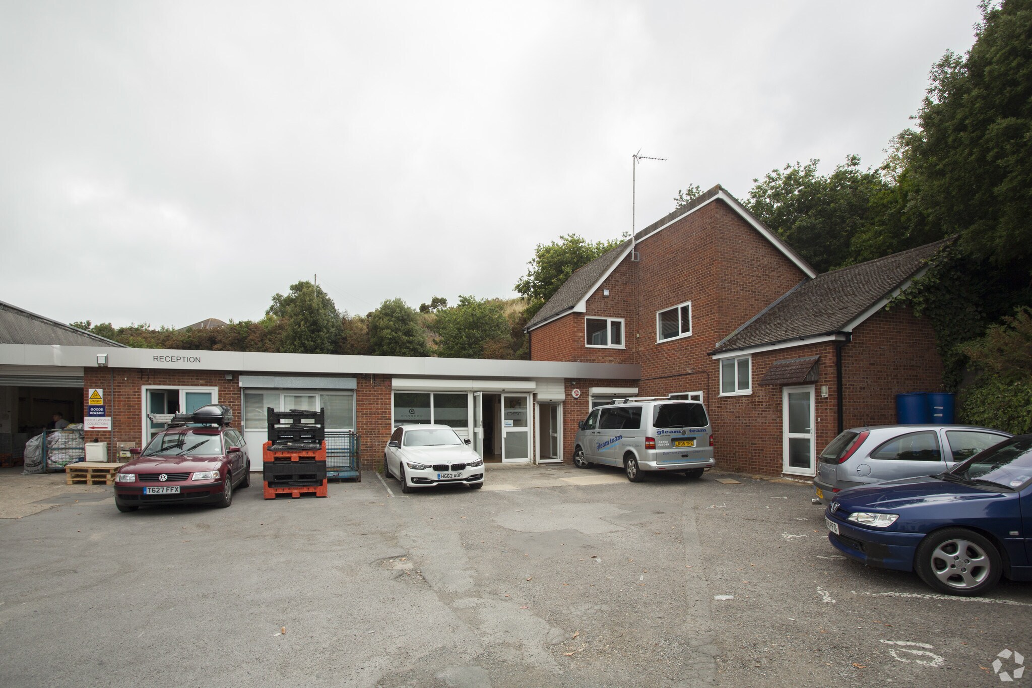 262 Ringwood Rd, Poole for sale Primary Photo- Image 1 of 1