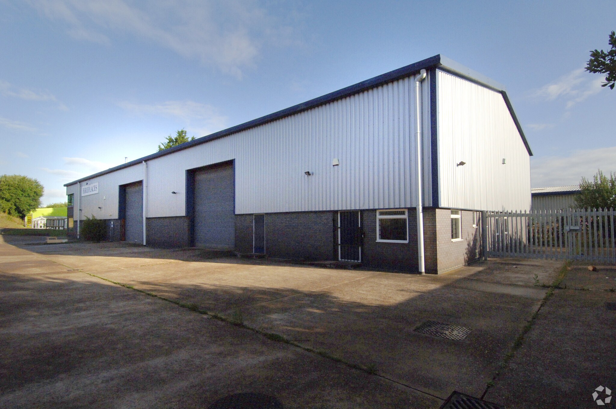 15 Sherwood Rd, Bromsgrove for sale Primary Photo- Image 1 of 1