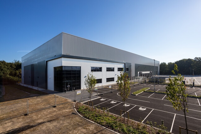 More details for St Mowden Park, Crawley - Industrial to Rent