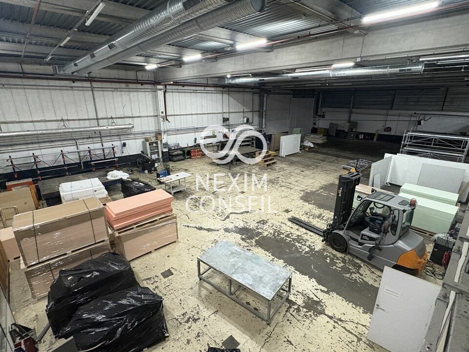 Industrial in Gennevilliers to rent Interior Photo- Image 1 of 5