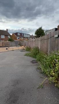 Staines Rd W, Ashford to rent - Commercial Listing Video - Image 2 of 8