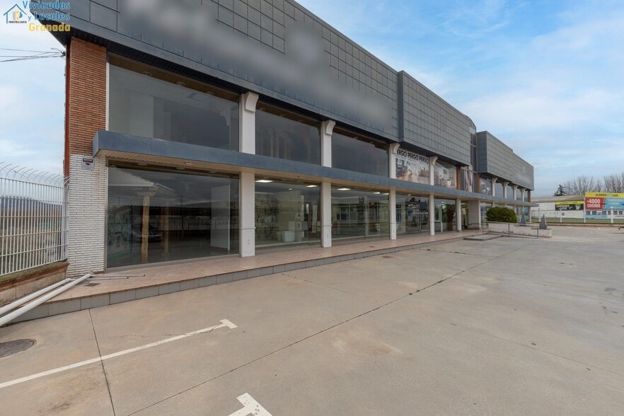 Retail in Santa Fe, Granada for sale - Building Photo - Image 1 of 34