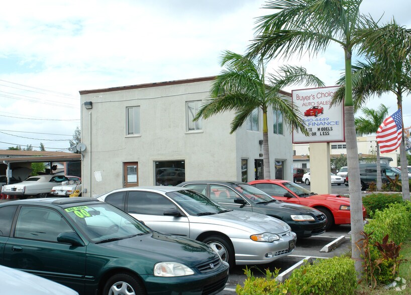 821 S Dixie Hwy, Lake Worth, FL for sale - Primary Photo - Image 1 of 1