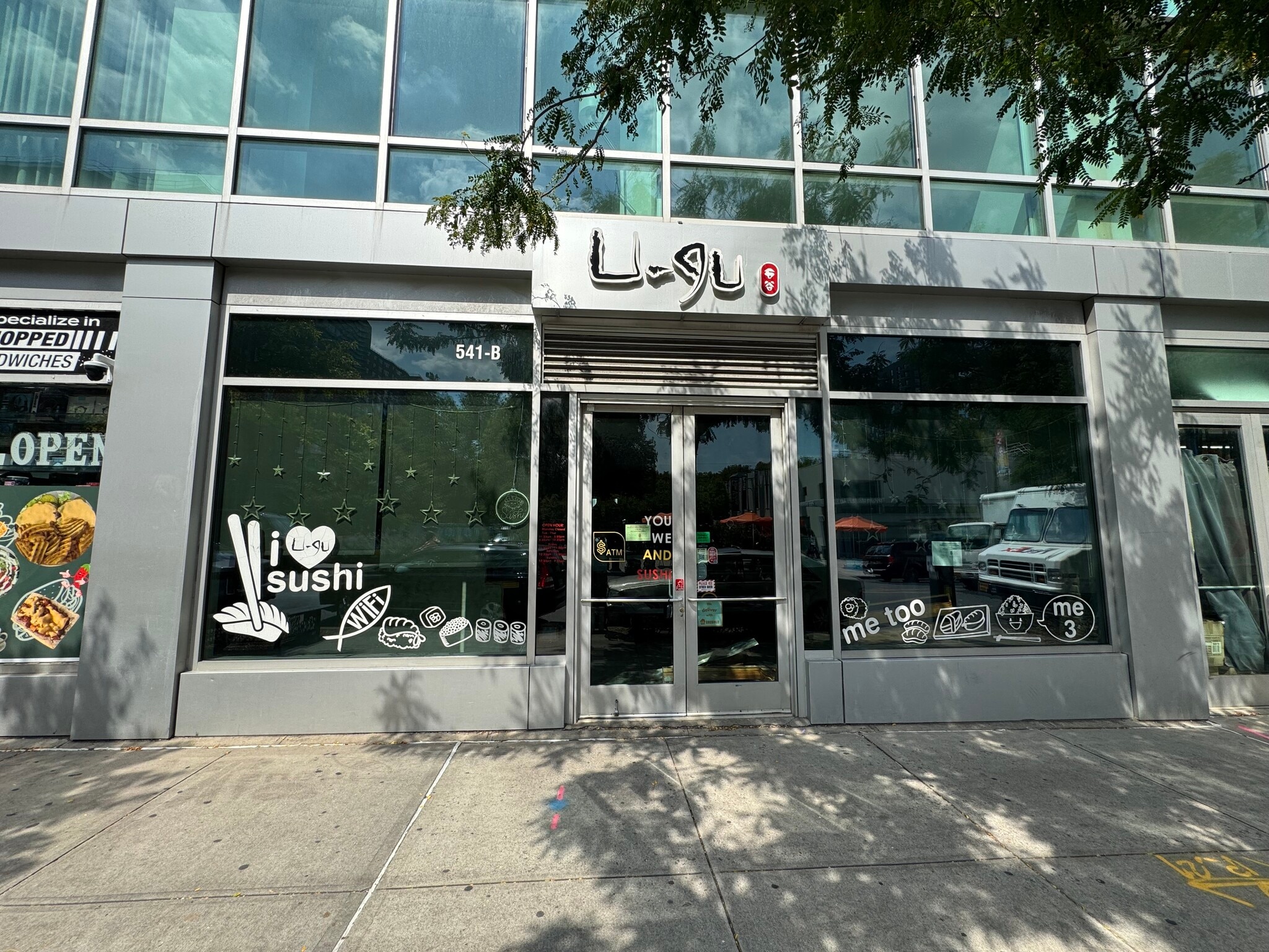 541 Myrtle Ave, Brooklyn, NY to rent Interior Photo- Image 1 of 7