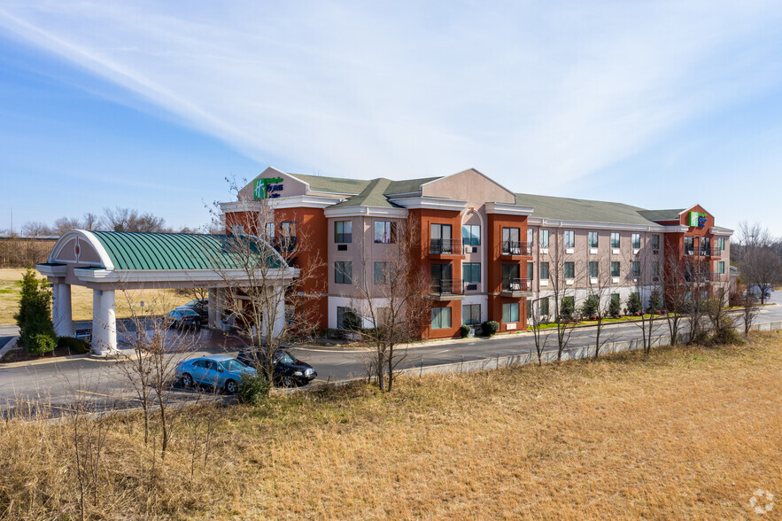 2701 W Shawnee St, Muskogee, OK for sale - Primary Photo - Image 1 of 1