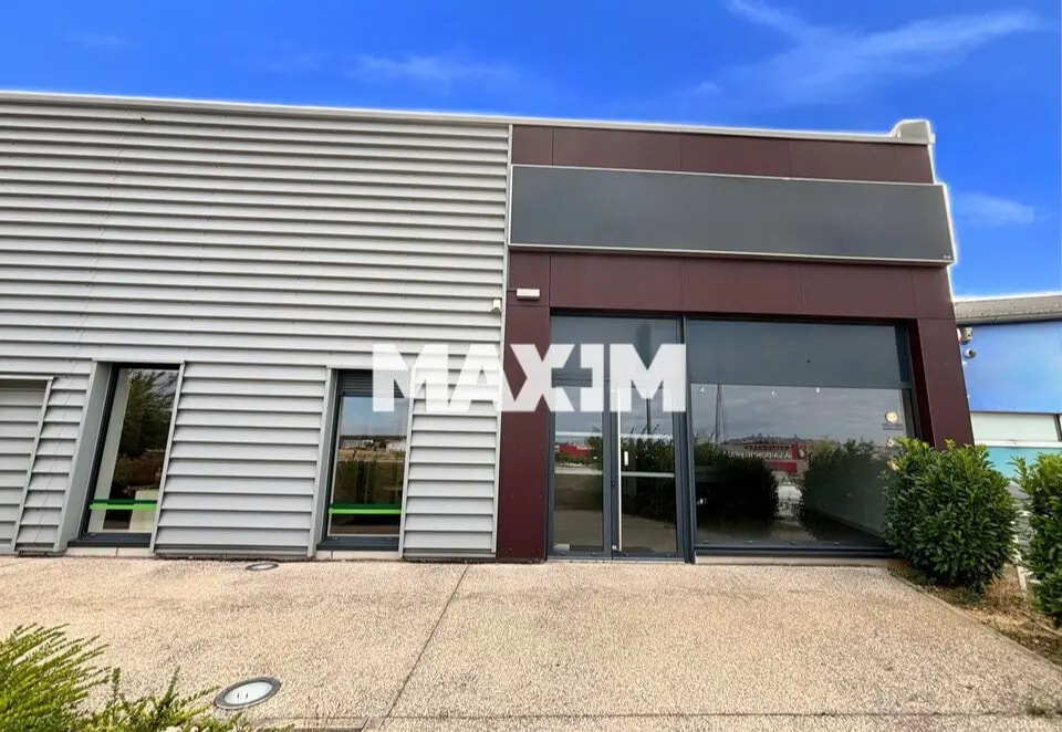 Location Commerce 167 m² - Photo 1