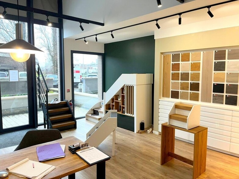 Avenue De Saint-Germain, Le Port-Marly to rent - Building Photo - Image 3 of 7