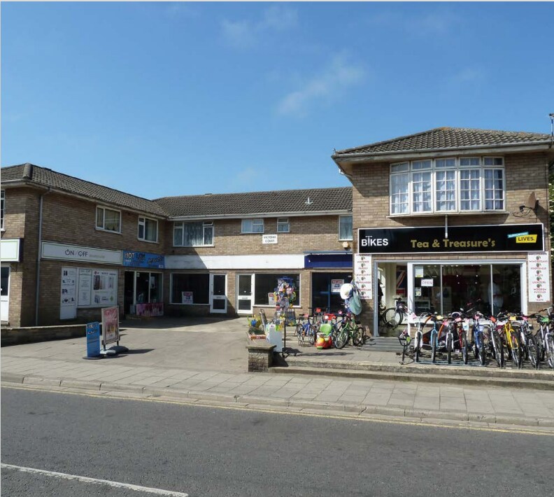 47-47A Victoria Rd, Mablethorpe for sale Building Photo- Image 1 of 1