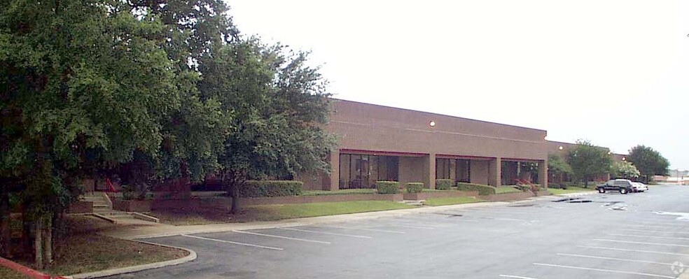 2010-2044 N State Highway 360, Grand Prairie, TX for rent - Other - Image 2 of 9