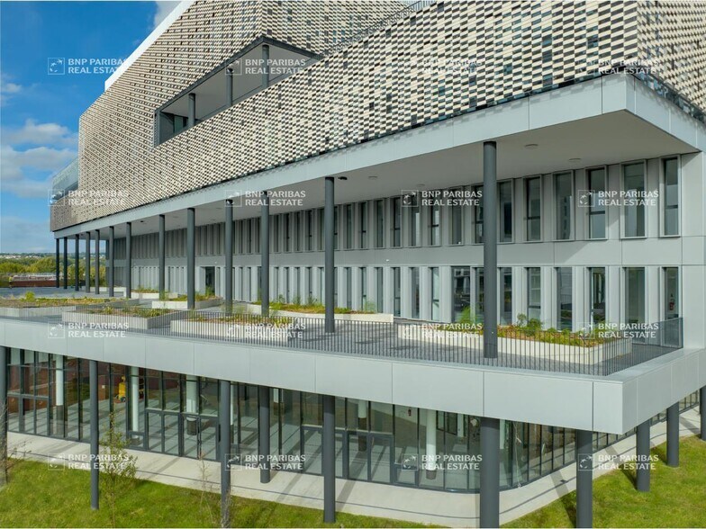 Office in Labège to rent - Building Photo - Image 3 of 38