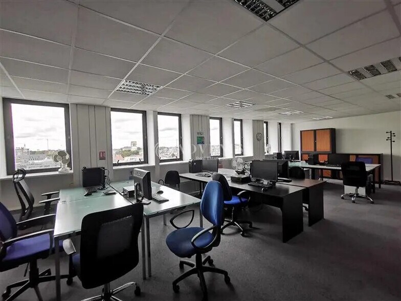 Office in Lille to rent - Interior Photo - Image 3 of 5