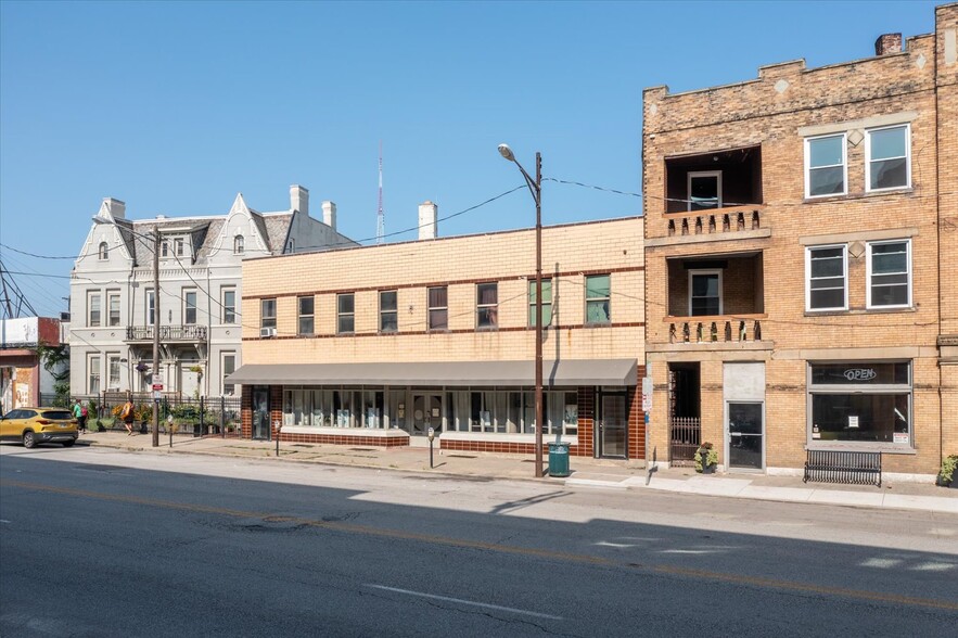 2533 Gilbert Ave, Cincinnati, OH for sale - Building Photo - Image 2 of 46