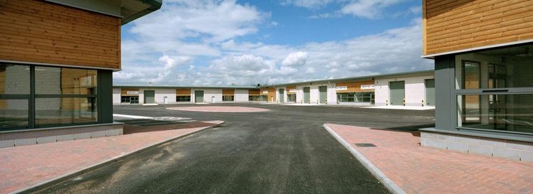 Feus Rd, Auchterarder to rent Primary Photo- Image 1 of 2