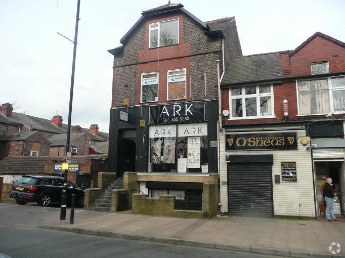 2 Railway Rd, Manchester to rent - Primary Photo - Image 1 of 2