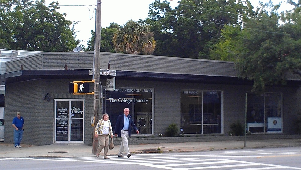 226 Calhoun St, Charleston, SC for rent - Primary Photo - Image 1 of 11