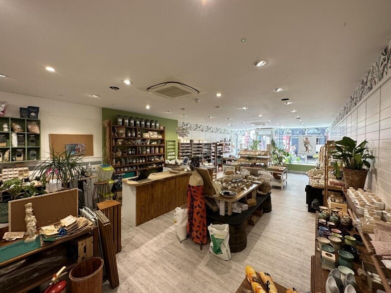 25 High St, Barnstaple for sale - Building Photo - Image 2 of 5