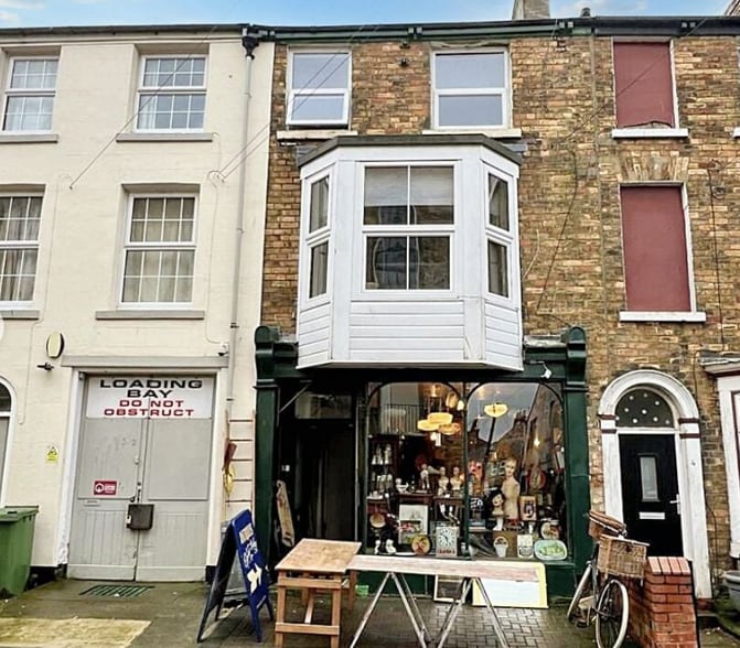 3 Oxford St, Scarborough for sale - Building Photo - Image 1 of 3