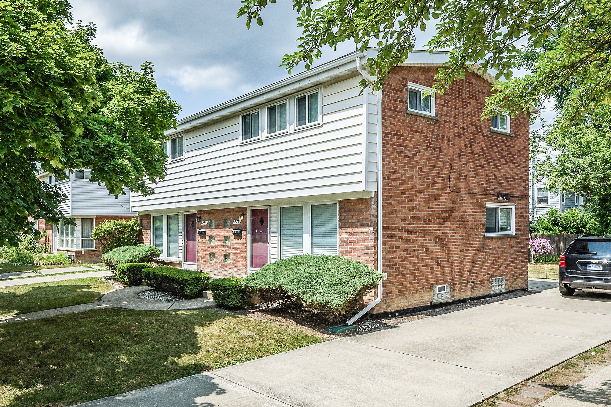 275 E 14 Mile Rd, Birmingham, MI for sale Primary Photo- Image 1 of 1