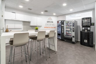 Calle del Pinar, 5, Madrid, Madrid to rent Interior Photo- Image 2 of 16