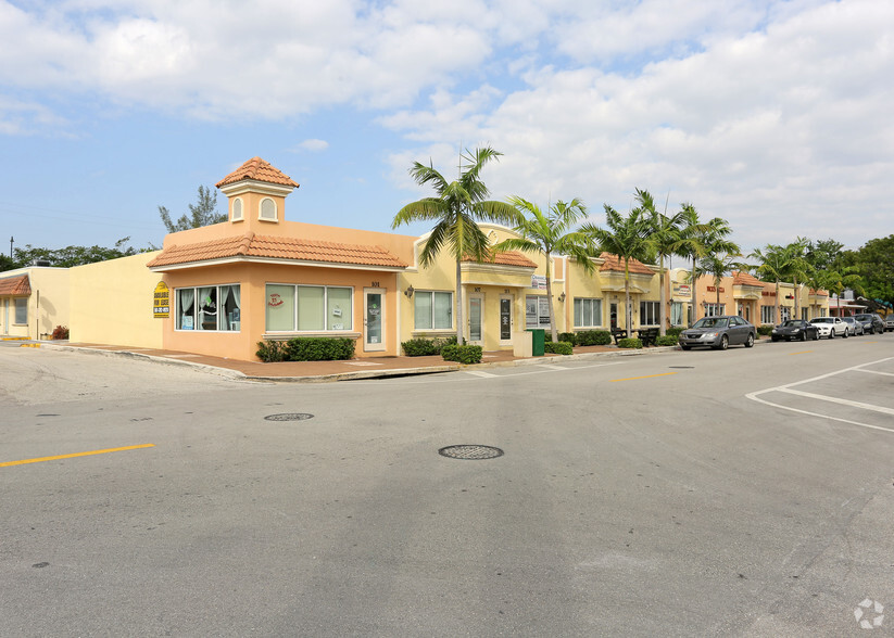 101-161 NE 2nd Ave, Deerfield Beach, FL for sale - Primary Photo - Image 1 of 1