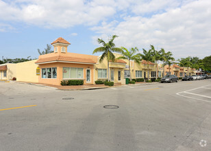 101-161 NE 2nd Ave, Deerfield Beach, FL for sale Primary Photo- Image 1 of 1