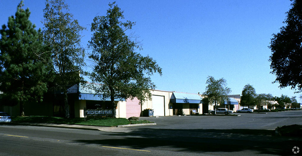 8162-8170 Belvedere Ave, Sacramento, CA for sale - Building Photo - Image 2 of 8