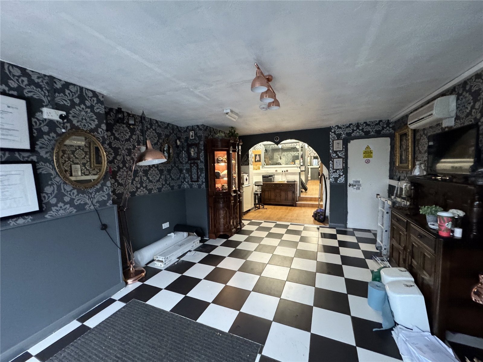 92 Coventry St, Kidderminster to rent Interior Photo- Image 1 of 8