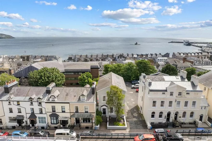 Finch Rd, Douglas to rent - Building Photo - Image 2 of 2