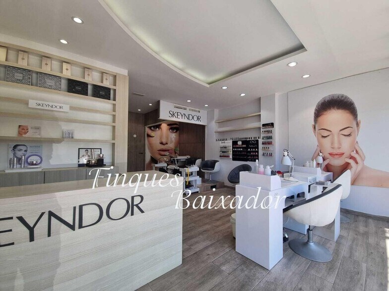 Retail in Castelldefels, Barcelona to rent - Interior Photo - Image 2 of 5