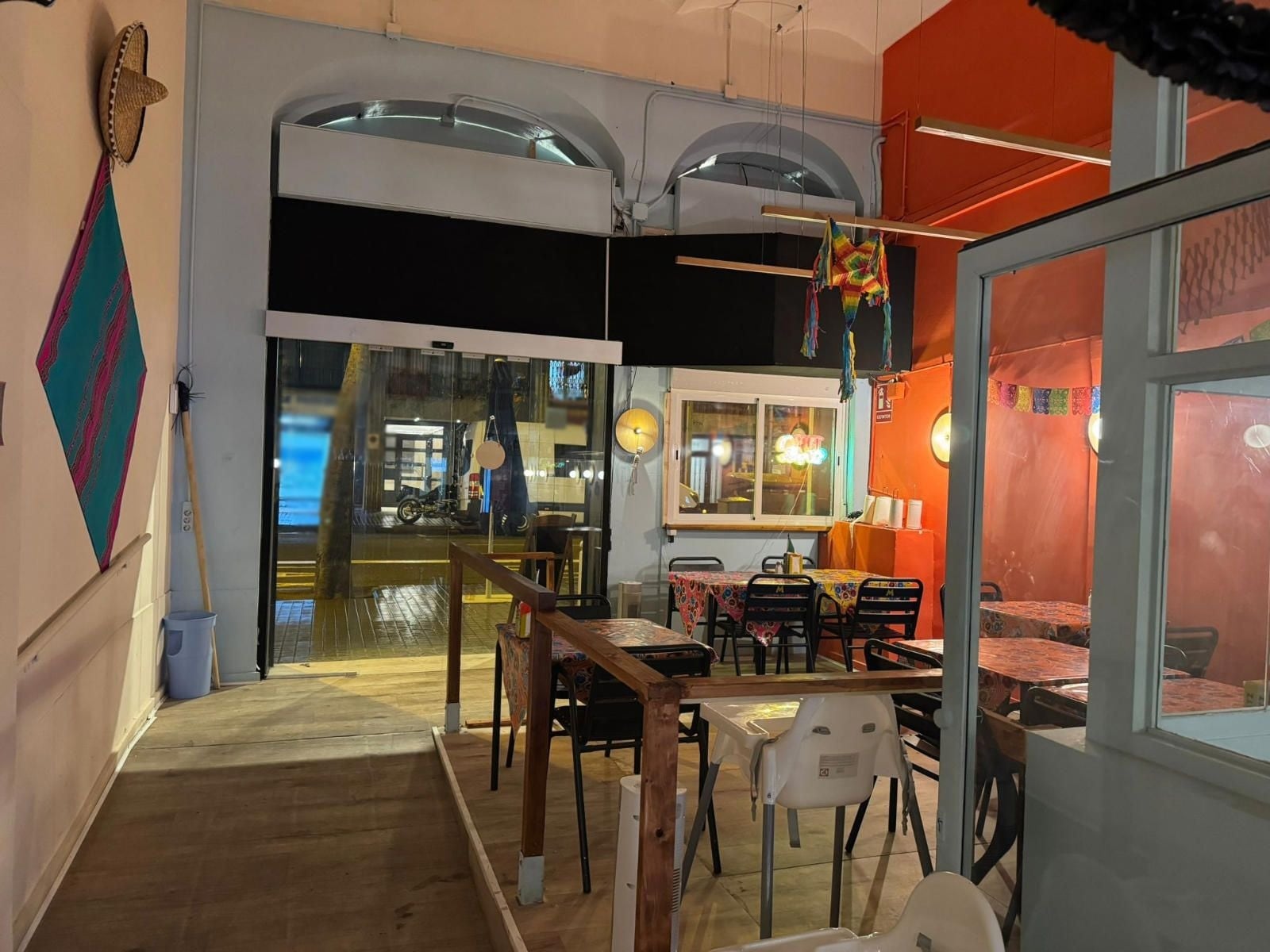 Retail in Barcelona, Barcelona to rent Interior Photo- Image 1 of 14