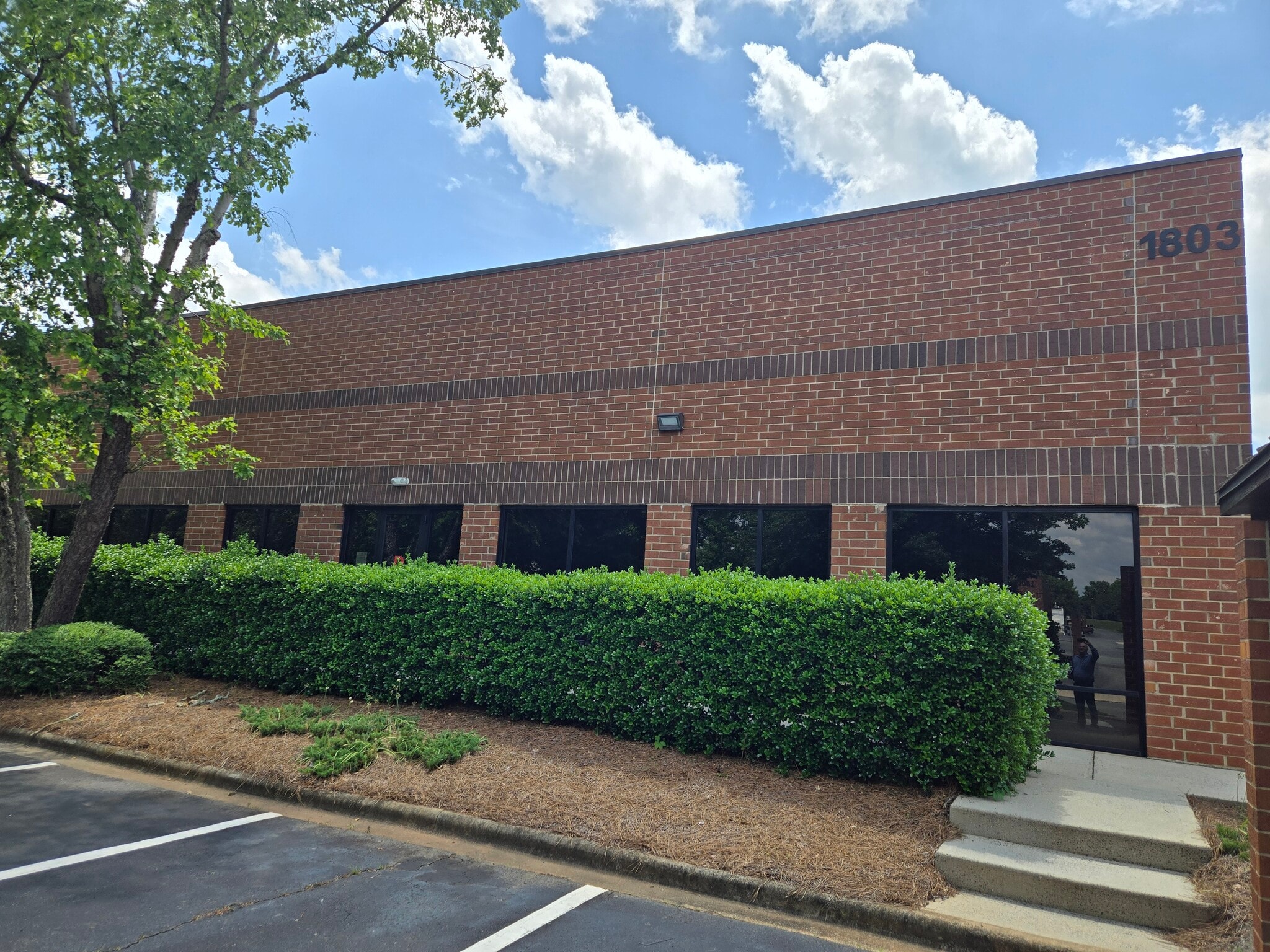 1803 Associates Ln, Charlotte, NC to rent Building Photo- Image 1 of 2