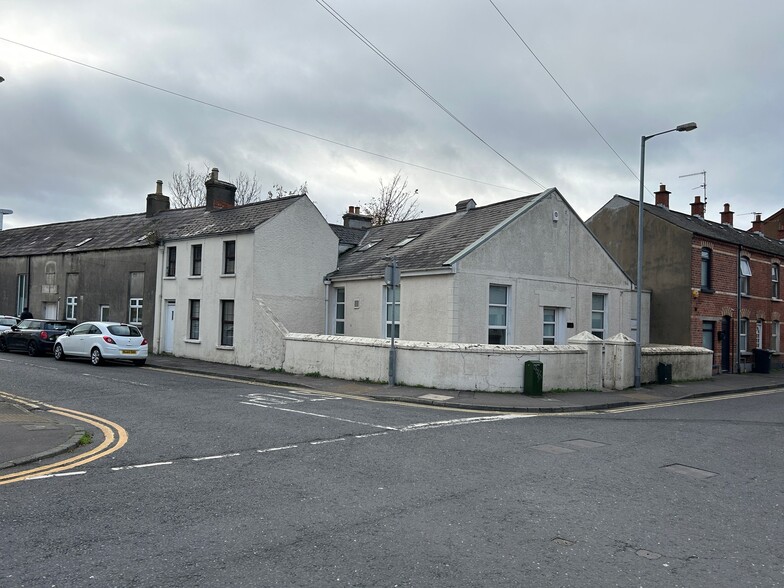 15 Downshire Rd, Holywood for sale - Primary Photo - Image 1 of 5