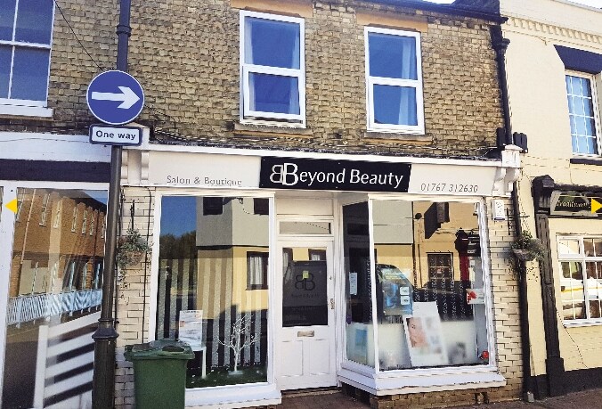 27 Hitchin St, Biggleswade for sale - Building Photo - Image 1 of 1