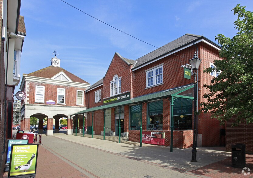 5 Blighs Rd, Sevenoaks for sale - Primary Photo - Image 1 of 4