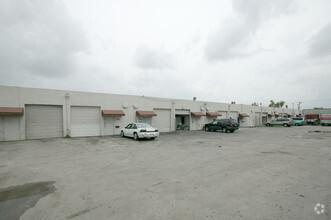 7230-7252 NW 70th St, Miami, FL for sale Primary Photo- Image 1 of 1