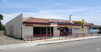 12576-12578 Heacock St, Moreno Valley, CA for rent Primary Photo- Image 1 of 6