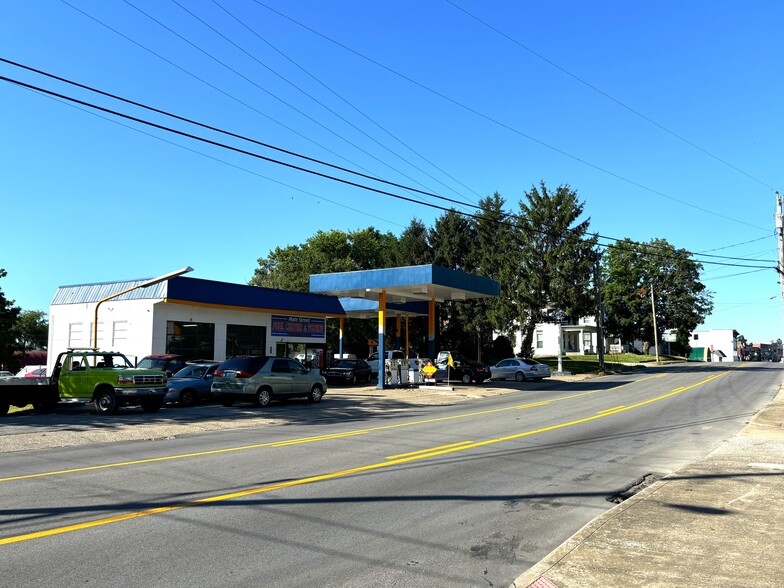 355 W Main St, Lebanon, KY for sale - Building Photo - Image 2 of 10