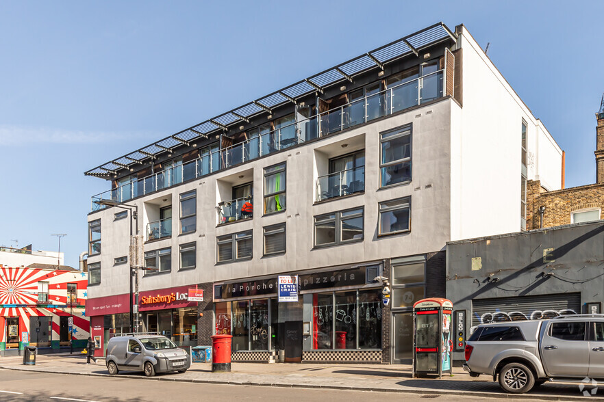 74-77 Chalk Farm Rd, London for rent - Building Photo - Image 3 of 8