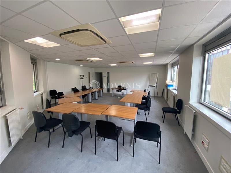 Office in Fontenay-sous-Bois to rent Interior Photo- Image 1 of 8