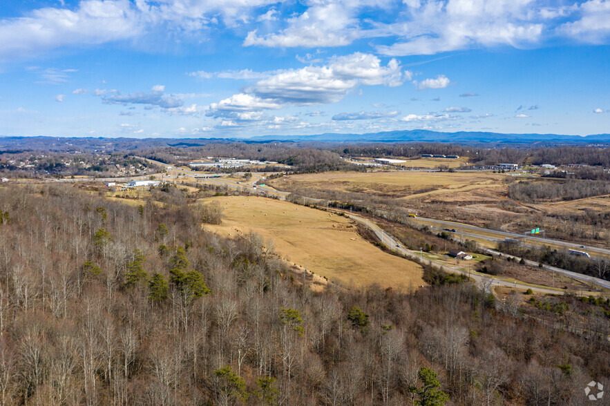 1000 Patriot Way, Kingsport, TN for rent - Building Photo - Image 1 of 30